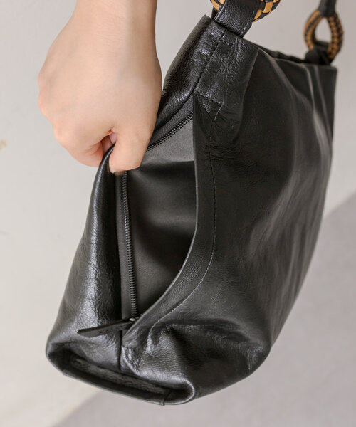 本革/ミディアムサイズ/軽量》ミックス編みワンハンドルバッグ