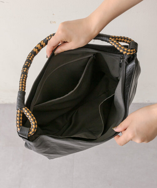 本革/ミディアムサイズ/軽量》ミックス編みワンハンドルバッグ