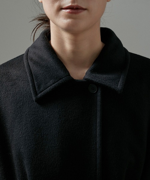 SALON adam et rope'（サロン アダム エ ロペ）の「PURE CASHMERE(ピュアカシミア/カシミヤ)ステンカラーコート（ステンカラーコート・レディース・ブラック/キャメル・FREE）」の5枚目の写真
