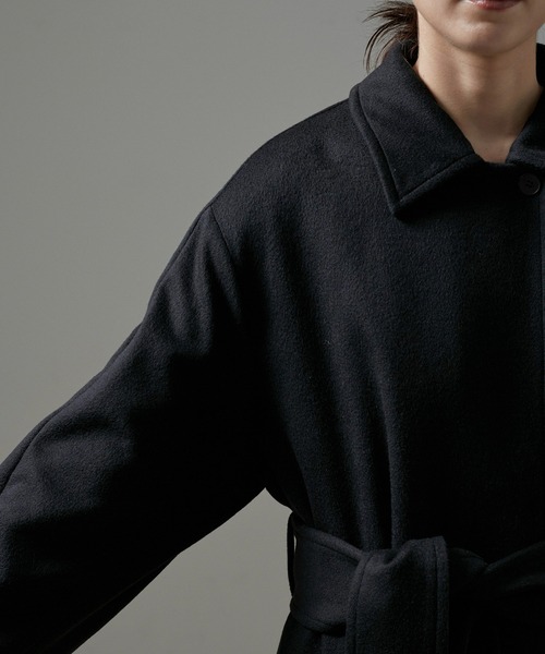 SALON adam et rope'（サロン アダム エ ロペ）の「PURE CASHMERE(ピュアカシミア/カシミヤ)ステンカラーコート（ステンカラーコート・レディース・ブラック/キャメル・FREE）」の6枚目の写真