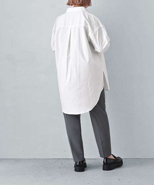 STYLE DELI(スタイルデリ)の「【BLK001】オーバーサイズシャツ(シャツ/ブラウス・レディース・スミクロ/オフホワイト/ブルー・FREE)」の19枚目の写真