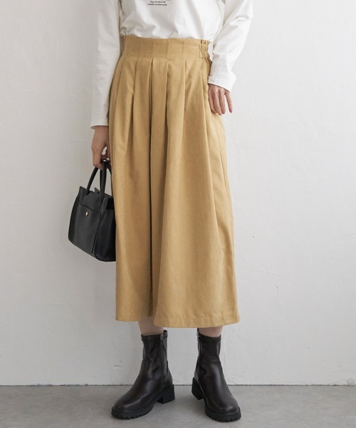 ikka(イッカ)の「【雑誌InRed11月号掲載】タックスカーチョ(その他パンツ・レディース・マスタード/ネイビー/ベージュ/ブラック/オリーブ・S/M/L)」の5枚目の写真