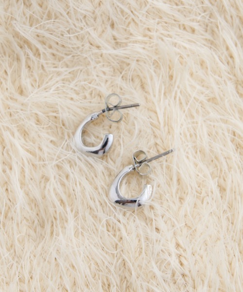 CIAOPANIC TYPY（チャオパニックティピー）の「lilミニニュアンスフープピアス（ピアス（両耳用）・レディース・ゴールド/シルバー・ONE SIZE）」の6枚目の写真