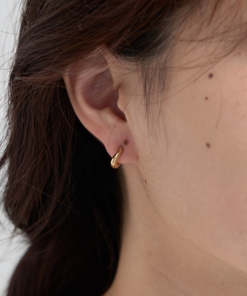 CIAOPANIC TYPY（チャオパニックティピー）の「lilミニニュアンスフープピアス（ピアス（両耳用）・レディース・ゴールド/シルバー・ONE SIZE）」の4枚目の写真