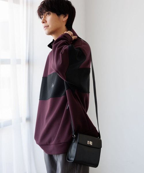 LAKOLE（ラコレ）の「フェイクレザーメタルスクエアミニショルダー / 140066（ショルダーバッグ・メンズ・サンドグレー/ブラック・FREE）」の2枚目の写真