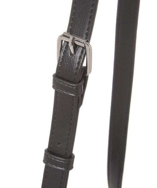 LAKOLE（ラコレ）の「フェイクレザーメタルスクエアミニショルダー / 140066（ショルダーバッグ・メンズ・サンドグレー/ブラック・FREE）」の11枚目の写真