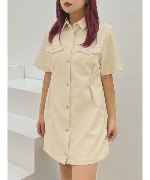 EVRIS(エヴリス)の「フェイクレザーミニワンピース(ワンピース・レディース・ブラック/アイボリー・FREE)」の22枚目の写真