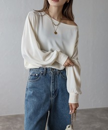 サテンロングスリーブTシャツ