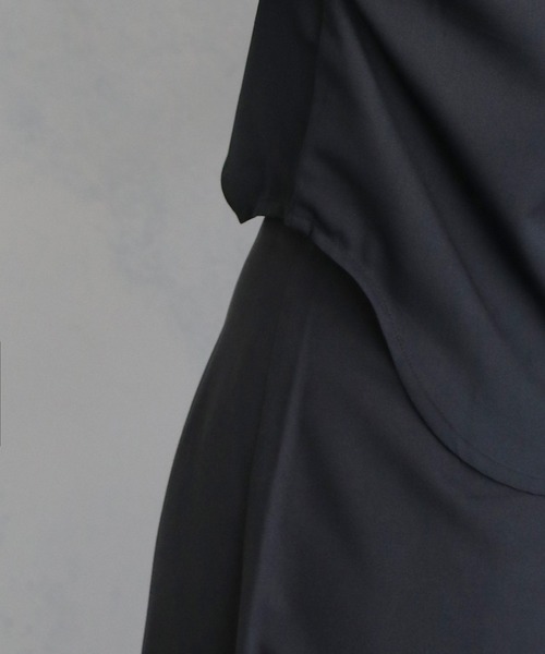 &g'aime（アンジェム）の「【&g’aime】サイドラインクロップドトップス　SIDE LINE CROPPED TOPS（シャツ/ブラウス・レディース・パープル/チャコールグレー/ブラック・FREE）」の8枚目の写真