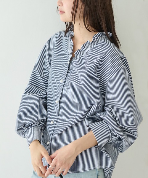 LAVEANGE（ラビアンジェ）の「【好機能シリーズ】接触冷感/UVカット/速乾/シャーリングブラウス（シャツ/ブラウス・レディース・オフホワイト/ブラック/ブルー系その他/ブラック系その他・3L/LL/M/5L/4L）」の4枚目の写真