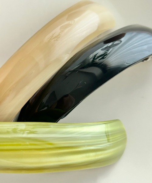 ciite'(シーテ)の「ニュアンシーカーブライン バレッタ(バレッタ/ヘアクリップ・レディース・アイボリー/グリーン/ブラック・FREE)」の9枚目の写真