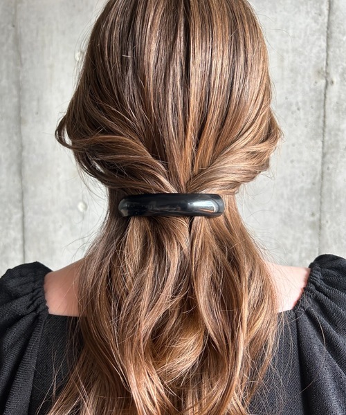 ciite'(シーテ)の「ニュアンシーカーブライン バレッタ(バレッタ/ヘアクリップ・レディース・アイボリー/グリーン/ブラック・FREE)」の17枚目の写真