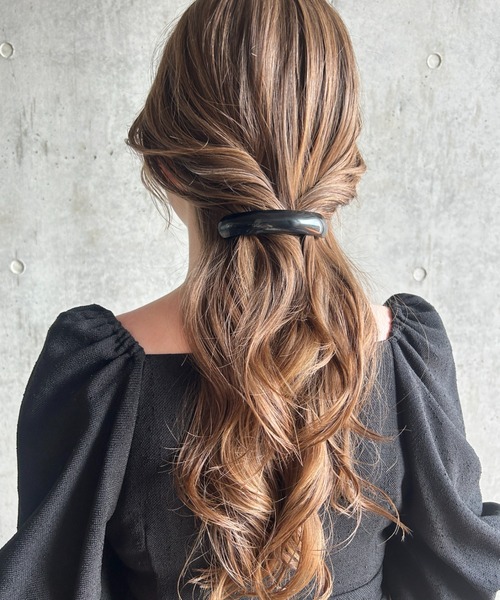 ciite'(シーテ)の「ニュアンシーカーブライン バレッタ(バレッタ/ヘアクリップ・レディース・アイボリー/グリーン/ブラック・FREE)」の18枚目の写真