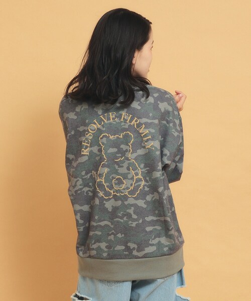 PINK-latte（ピンクラテ）の「◆秋冬マストアイテム クマ裏毛スウェット（Tシャツ/カットソー・キッズ・サンドベージュ/カーキ系3/チャコールグレー/アイボリー・13/14/15 /16）」の22枚目の写真