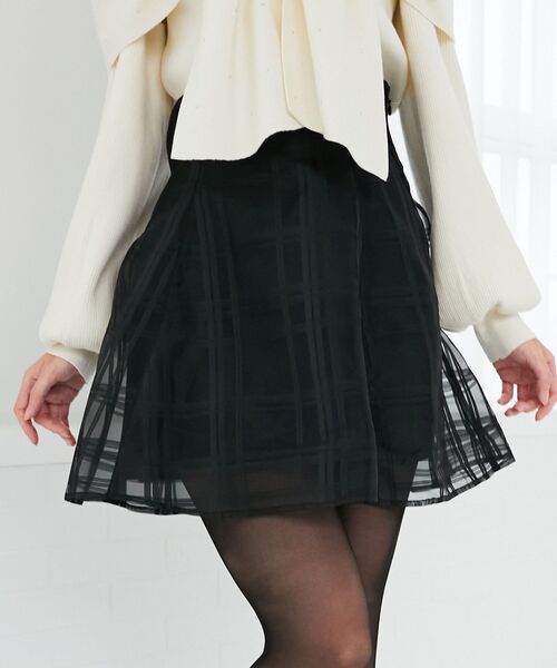 MAJESTIC LEGON（マジェスティックレゴン）の「バックレースアップチェックミニスカート（スカート・レディース・ライトグレー/ブラック・MEDIUM）」の9枚目の写真