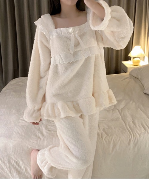 WEGO（ウィゴー）の「WEGO/モコモコファーリボンルームウェア上下セット・ワンピース（ルームウェア/パジャマ・レディース・ホワイト/ホワイト系その他・FREE）」の5枚目の写真