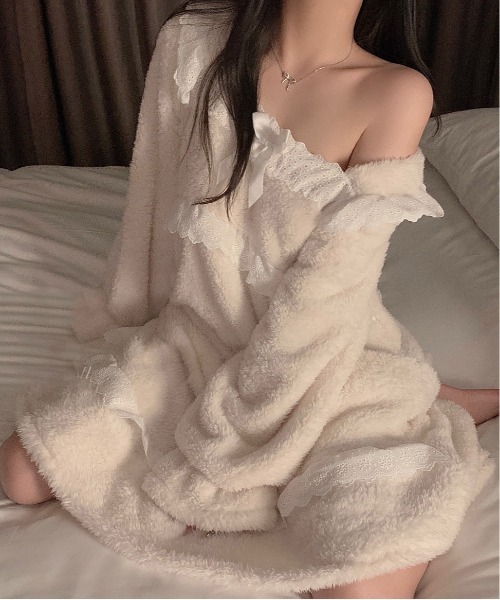 WEGO（ウィゴー）の「WEGO/モコモコファーリボンルームウェア上下セット・ワンピース（ルームウェア/パジャマ・レディース・ホワイト/ホワイト系その他・FREE）」の14枚目の写真