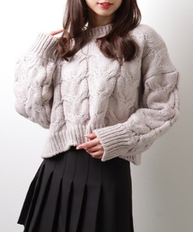 もこもこ ケーブル柄 ショート ニット プルオーバー