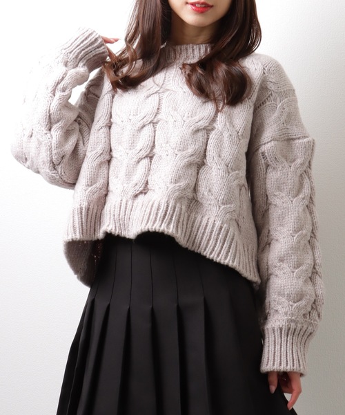 Lace Ladies(レースレディース)の「もこもこ ケーブル柄 ショート ニット プルオーバー(ニット/セーター・レディース・ブラック/グレー/ピンク・FREE/S)」の9枚目の写真