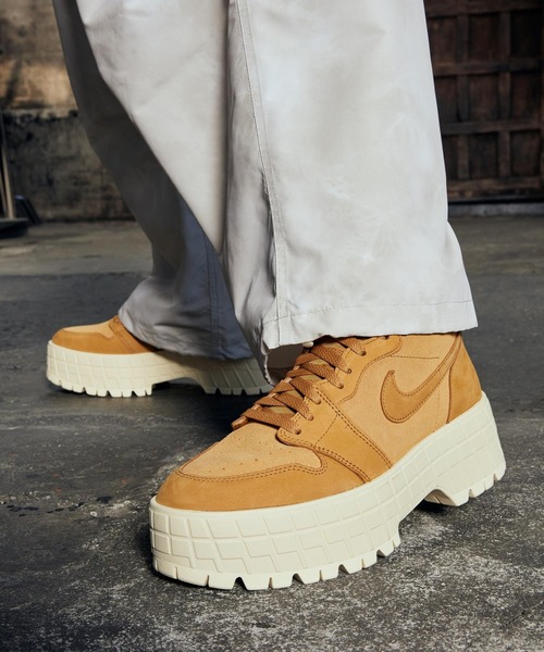エアジョーダン1 ブルックリン ウィメンズブーツ ベージュ エア ジョーダン 1 ブルックリン ウィメンズブーツ / Air Jordan