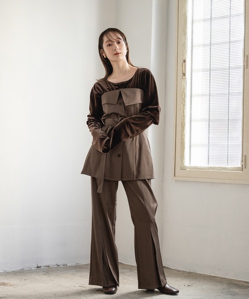mideal（マイディール）の「center pleats flare pants / センタープリーツフレアパンツ（その他パンツ・レディース・ブラウン/チャコールグレー・SMALL/MEDIUM）」の11枚目の写真