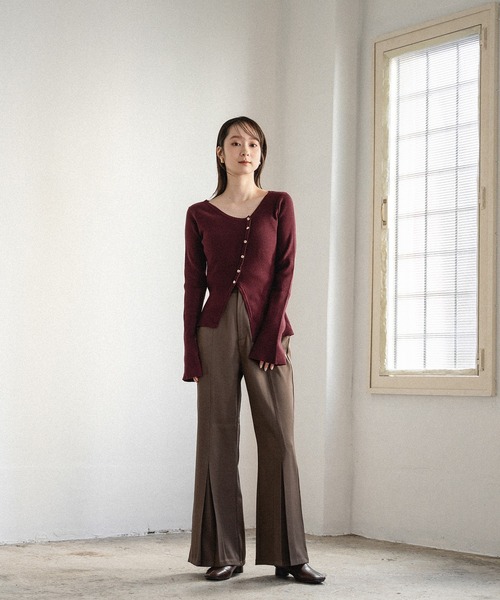 mideal（マイディール）の「center pleats flare pants / センタープリーツフレアパンツ（その他パンツ・レディース・ブラウン/チャコールグレー・SMALL/MEDIUM）」の16枚目の写真