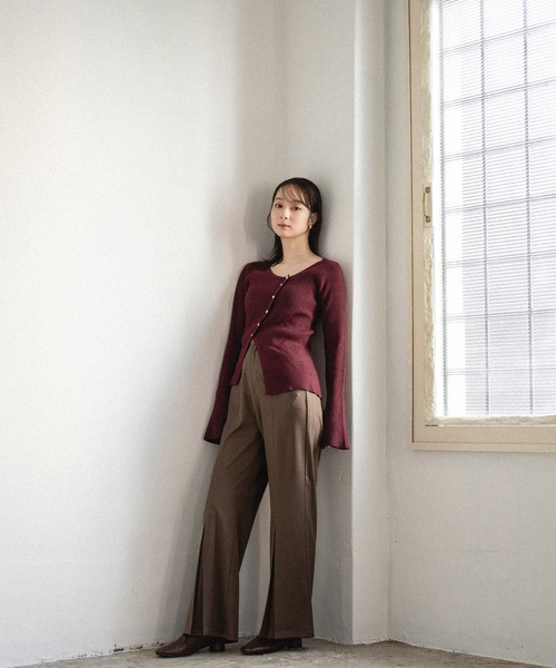 mideal（マイディール）の「center pleats flare pants / センタープリーツフレアパンツ（その他パンツ・レディース・ブラウン/チャコールグレー・SMALL/MEDIUM）」の20枚目の写真