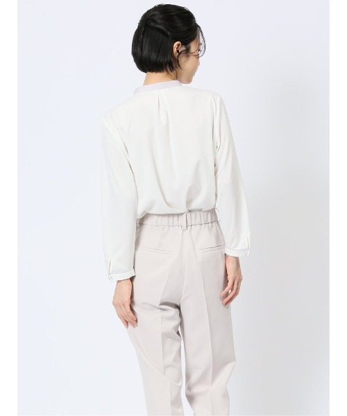 m.f.editorial(エムエフエディトリアル)の「【ストレッチ マシンウォッシャブル】m.f.エディトリアル レディース バンドカラーパイピング 8分袖比翼ブラウス(シャツ/ブラウス・レディース・ホワイト/ベージュ/ネイビー・MEDIUM/LARGE)」の7枚目の写真