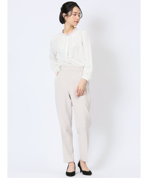 m.f.editorial(エムエフエディトリアル)の「【ストレッチ マシンウォッシャブル】m.f.エディトリアル レディース バンドカラーパイピング 8分袖比翼ブラウス(シャツ/ブラウス・レディース・ホワイト/ベージュ/ネイビー・MEDIUM/LARGE)」の5枚目の写真