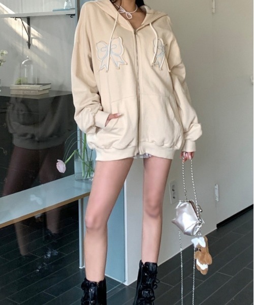 リボンワッペンジップパーカー（パーカー）｜Silly（シリー）