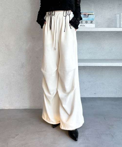 archives（アルシーヴ）の「サイドタックワイドスウェットパンツ（スウェットパンツ・レディース・アイボリー/グレー・MEDIUM）」の12枚目の写真