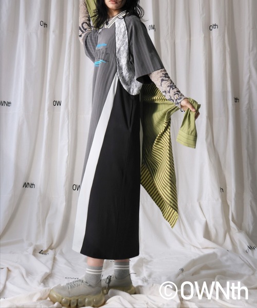 新品 antiqua,OWNth ライン切替ワンピース ブラック・ホワイト 新品 antiqua,OWNth ライン切替ワンピース ブラック・ホワイト 新品