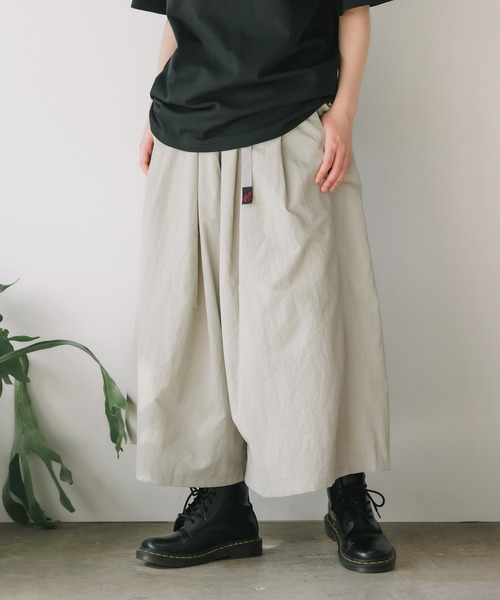 Gramicci(グラミチ)の「Gramicci/グラミチ NYLON FLARE PANT フレアパンツ ガウチョパンツ スカーチョ ワイドパンツ 秋 秋服 2026年秋冬(その他パンツ・レディース・ブラウン/ブラック/オリーブ/ダークネイビー/ベージュ/ブルー系その他/グレー/ダークオリーブ/ストーン・L/M/S)」の5枚目の写真