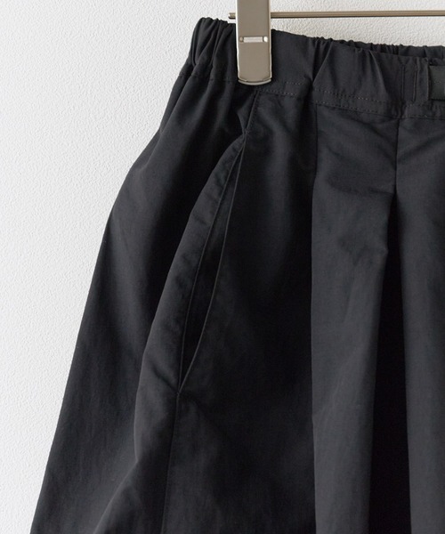 Gramicci(グラミチ)の「Gramicci/グラミチ NYLON FLARE PANT フレアパンツ ガウチョパンツ スカーチョ ワイドパンツ 秋 秋服 2026年秋冬(その他パンツ・レディース・ブラウン/ブラック/オリーブ/ダークネイビー/ベージュ/ブルー系その他/グレー/ダークオリーブ/ストーン・L/M/S)」の11枚目の写真
