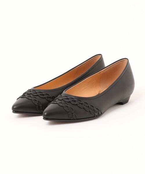 LANVIN collection(ランバン コレクション)の「チェーンモチーフポインテッドトゥパンプス(パンプス・レディース・ブラック/プラチナム・22.5cm/23.0cm/23.5cm/24.0cm/24.5cm)」の1枚目の写真