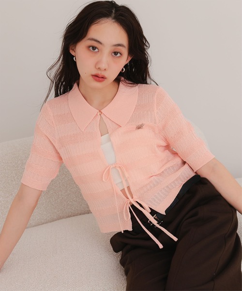 miette(ミエット)の「フロントリボンシアーニットトップス(ニット/セーター・レディース・チャコール/イエロー/ブラウン/ピンク・FREE)」の4枚目の写真