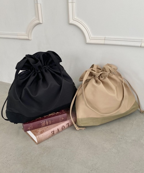wears(ウェアーズ)の「【A4収納可】大容量 巾着トートバッグ(ショルダーバッグ・レディース・ブラック/ベージュ・FREE)」の22枚目の写真
