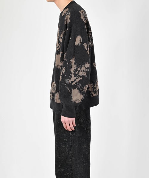 LAD MUSICIAN（ラッドミュージシャン）の「PAINT ROSE + CAT KNIT PULLOVER（ニット/セーター・メンズ・ブラック/ダークネイビー/チャコール・FREE）」の9枚目の写真