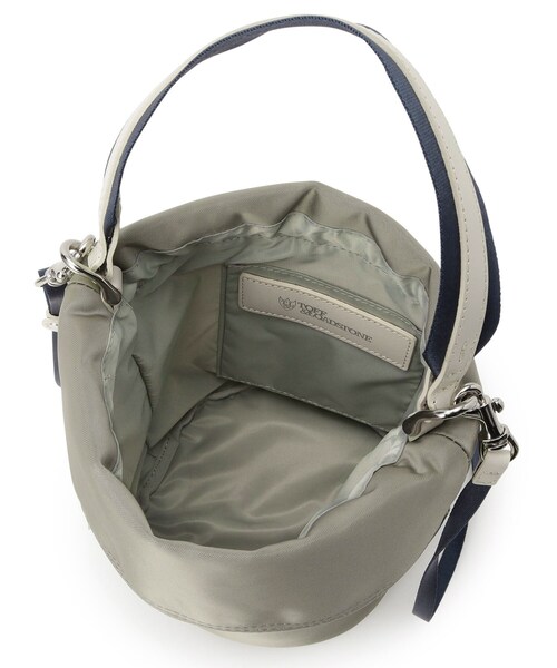 TOFF&LOADSTONE(トフアンドロードストーン)の「Air bucket(エア バケット)(ハンドバッグ・レディース・ライトグレー系5/ブラック系6/ブラック・00)」の17枚目の写真