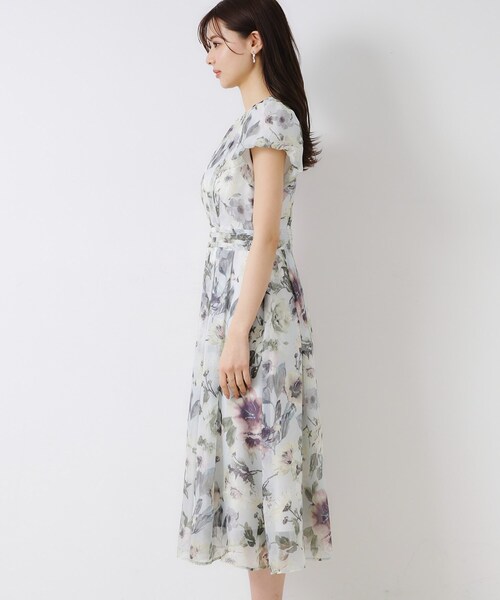 couture brooch（クチュールブローチ）の「【花柄・一枚で着映える・細見え】Summerオーガンフルールワンピース（ワンピース・レディース・ベージュ系その他4/ブラック系/ライトグレー系・36/38/40/42）」の19枚目の写真