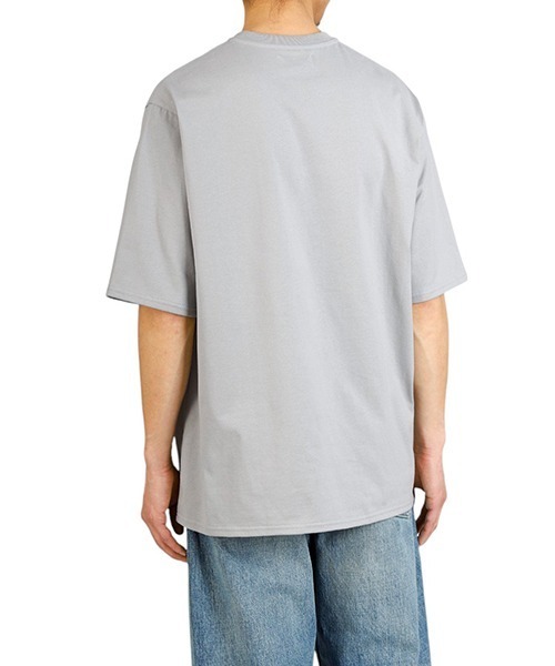 marka（マーカ）の「marka / マーカ：CREW NECK TEE - 40/2 organic cotton knit -：M25A-08CS02B[COR]（Tシャツ/カットソー・メンズ・チャコールグレー/ライトグレー・2/3/1）」の9枚目の写真