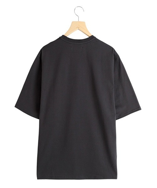 marka（マーカ）の「marka / マーカ：CREW NECK TEE - 40/2 organic cotton knit -：M25A-08CS02B[COR]（Tシャツ/カットソー・メンズ・チャコールグレー/ライトグレー・2/3/1）」の11枚目の写真