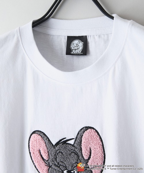 Tom＆Jerry（トムアンドジェリー）の「【TOM AND JERRY/トムとジェリー】オリジナルデザインTシャツ ジェリー　タフィー　ドロップショルダー ビッグシルエット　ユニセックス（Tシャツ/カットソー・メンズ・パープル系その他3/ホワイト系その他2/ベージュ系その他2/ホワイト系その他3/ベージュ系その他/ブルー系その他/ベージュ系その他5/ホワイト系その他4/ブラック系その他4/パープル系その他5/ベージュ系その他6/ブルー系その他7/ホワイト系その他7/ブラック系その他6・X-LARGE/LARGE/SMALL/MEDIUM）」の19枚目の写真
