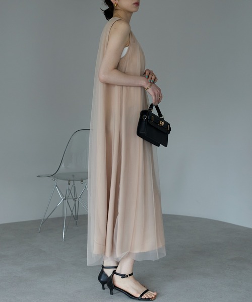 each（イーチ）の「シフォンレイヤードノースリワンピ（ワンピース・レディース・ベージュ/ブラック・FREE）」の20枚目の写真