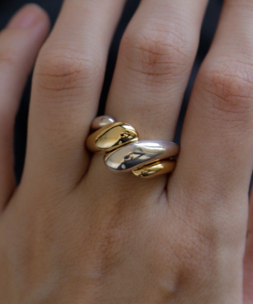 whoseA（フーシー）の「【silver925】Wave Ring/ウェーブリング（リング・レディース・シルバー系その他・12号）」の2枚目の写真