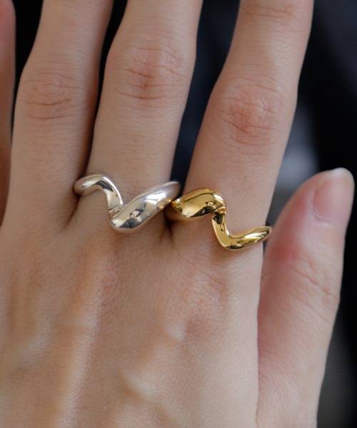 whoseA（フーシー）の「【silver925】Wave Ring/ウェーブリング（リング・レディース・シルバー系その他・12号）」の3枚目の写真