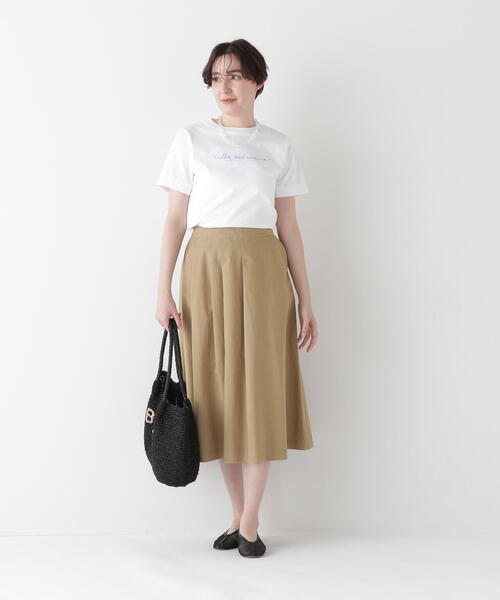 human woman(ヒューマンウーマン)の「◆C/Lウェザーアシンメトリータックスカート(スカート・レディース・ベージュ/ネイビー・SMALL/MEDIUM)」の6枚目の写真