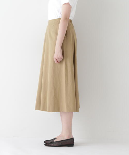 human woman(ヒューマンウーマン)の「◆C/Lウェザーアシンメトリータックスカート(スカート・レディース・ベージュ/ネイビー・SMALL/MEDIUM)」の9枚目の写真