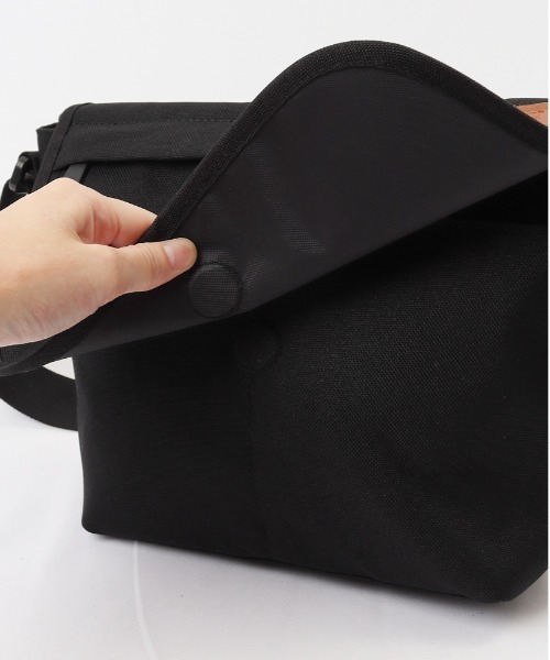 KANGOL(カンゴール)の「KANGOL カンゴール ショルダーバッグ 250-3057(ショルダーバッグ・レディース・カーキ/ブラック/ベージュ・FREE)」の15枚目の写真