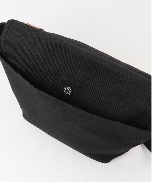 KANGOL(カンゴール)の「KANGOL カンゴール ショルダーバッグ 250-3057(ショルダーバッグ・レディース・カーキ/ブラック/ベージュ・FREE)」の19枚目の写真